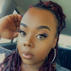 Meet your Posher, Rita